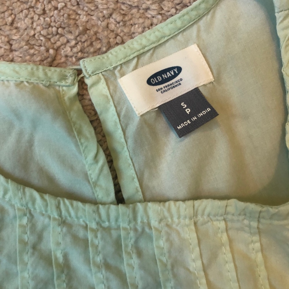 blouse - Picture 3 of 4